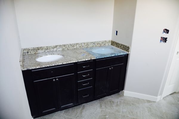 Granite Bathroom Remodeling in Sylvania