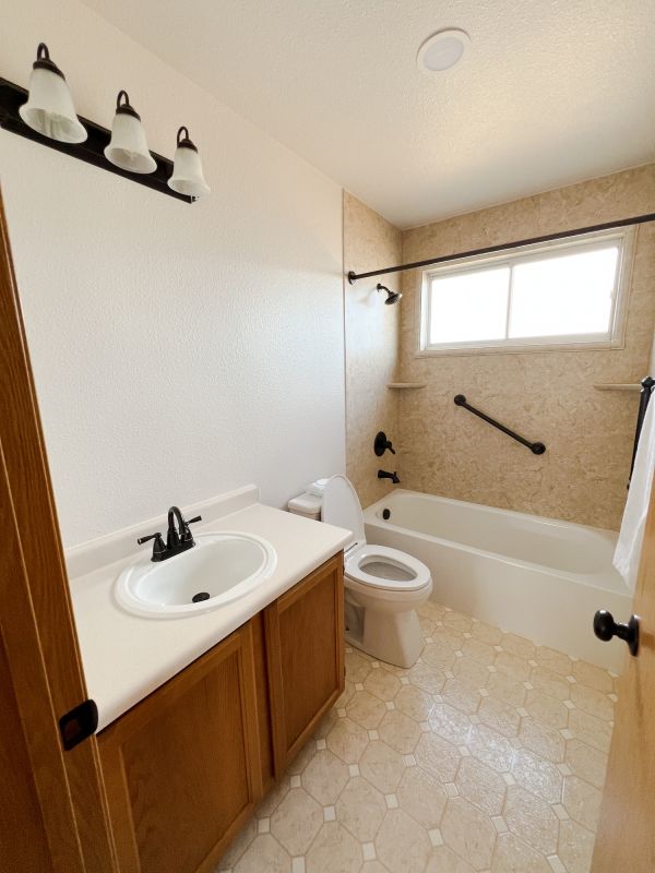 Top Bathroom Remodeling Companies in Bowling Green, OH